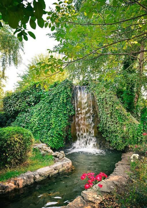 Konak Nestor Bungalows Skopje Esterno foto